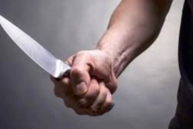 15 yaşındaki çocuk, tartıştığı kişiyi bıçakladı