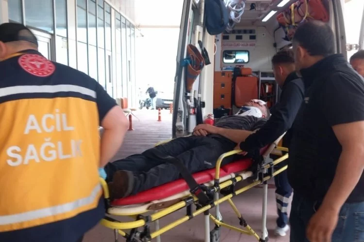Bursa'da oto bakım servisinde kaza!1 yaralı