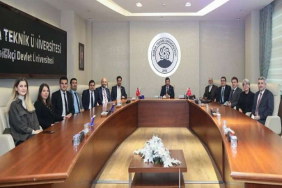 Rektör Prof. Dr. Arif Karademir: "Krizi fırsata çevirmeyi bildik"