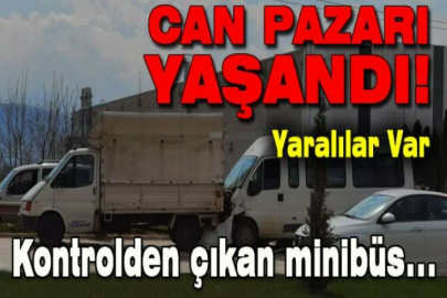 Minibüsün kamyonete çarptığı kaza kamerada: 4 yaralı