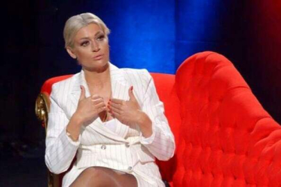 Popstar Mehtap Amsterdam'da soyuldu