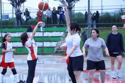 Bursa'da  bugün gençlerin bayramı