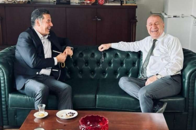 Ümit Özdağ ve Sinan Oğan görüşme gerçekleştiriyor