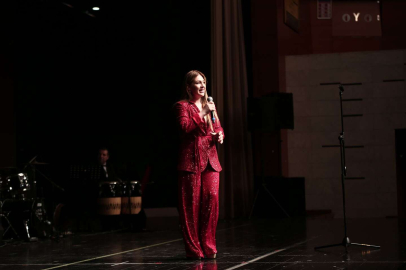  Bursa'da unutulmayan şarkılar gecesi