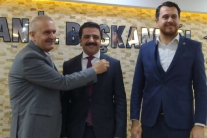 Deva Partisi'nde şok istifa