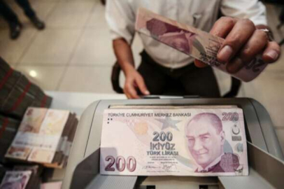 Döviz alım satım arasındaki fark kapanıyor