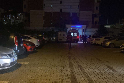 14. kattan düşen genç hayatını kaybetti