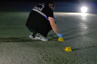 Bursa'da restoranda silahlı kavga!Yaralılar  var