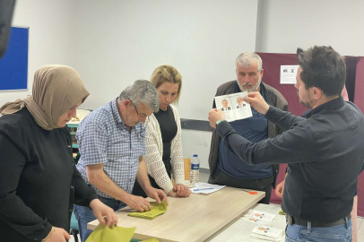 Bursa'da sandıklar açılmaya başlandı