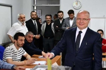 Davut Gürkan, Cumhurbaşkanı Seçimi ikinci turunda oyunu kullandı