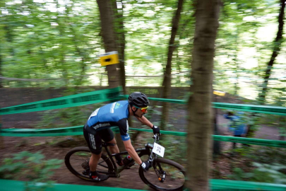 Bursalı Dostum Bisiklet sporcusu Pehlevan, dünyaca ünlü rakiperiyle yarıştı