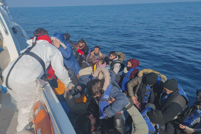 Yunanistan ölüme itiyor, Sahil güvenlik kurtarıyor