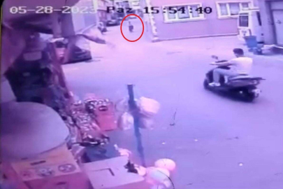 Bursa'da seçim günü motosiklet bisiklet sürücüsü kafa kafaya çarptı