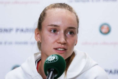 Elena Rybakina, Fransa Açık'tan çekildi