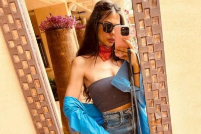 Demet Özdemir'den su altında poz