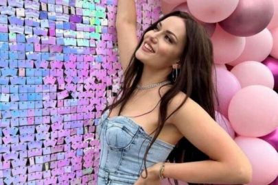 Fahriye Evcen yeni yaşını kutladı