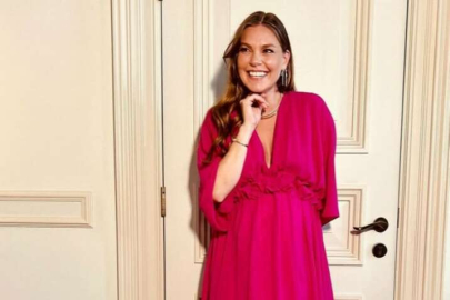 7,5 aylık hamile olan Aslı Enver'den pembeler içinde poz