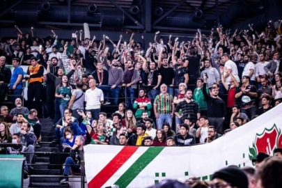 Pınar Karşıyaka'nın konuğu Türk Telekom