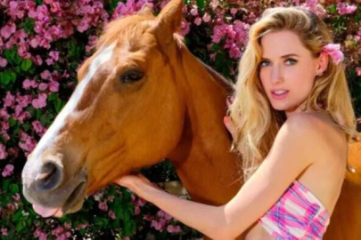 Wilma Elles'ten müjdeli haber! Üçüncü bebeğine 7 aylık hamile