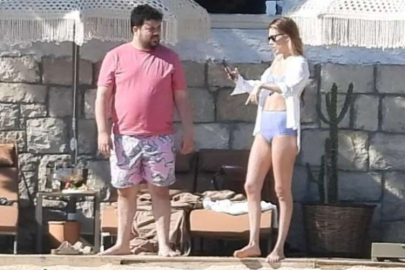 Eser Yenenler ve Berfu Yenenler çifti denizin keyfini çıkarttı