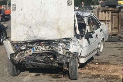 Otomobil ile kamyonet çarpıştığı kazada 1 ölü