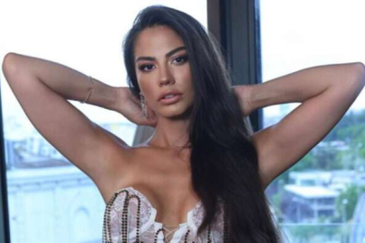 Demet Özdemir bikinili pozlarını sıraladı, beğeni butonu çöktü! "Deniz kızı"