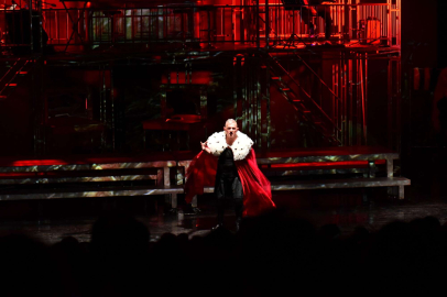 III. Richard Bursa Açıkhava'da sahnelendi