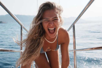 Melisa Döngel'in tekne pozları