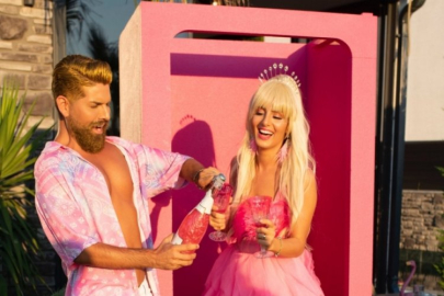 Barbie akımına Bursalı sanatçı Mehmet Çevik de katıldı