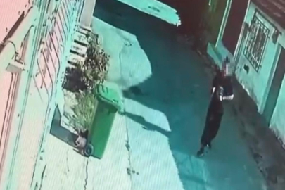 Kıyafet hırsızı  ''Örümcek adam'' kamerada