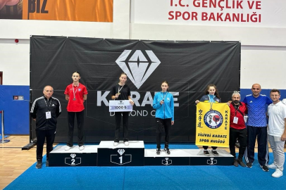 Nilüferli karatecilerden 3 madalyalı başarı