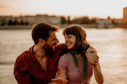 Kadınların hoşuna gidebilecek jestler