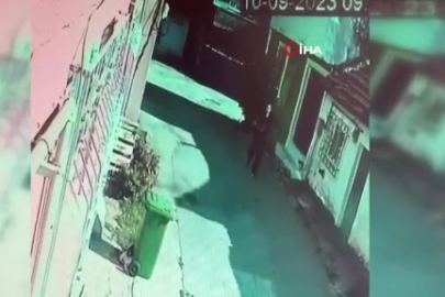 Örümcek adam gibi tırmandığı balkondan kıyafet çaldı