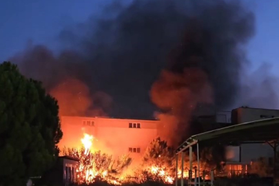 Akşam saatlerinde panik dolu anlar! İplik fabrikasında korkutan yangın!