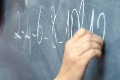 'Öğretmene mülakat' tartışmalarıyla ilgili Bakan Tekin'den açıklama