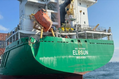 İstanbul Boğazı'nda iki gemi çarpıştı