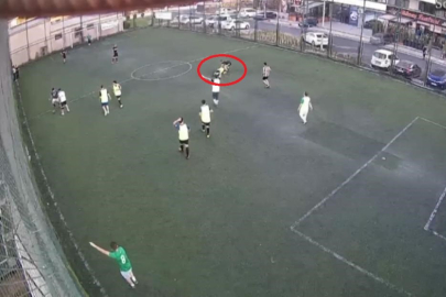 Halı sahada kalp krizi geçirdi! Genç hastaneye kaldırıldı