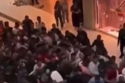 Dubai'de iPhone izdahımı! Birbirlerini ezdiler...