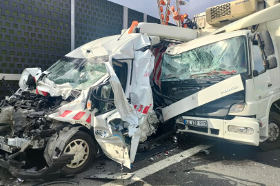 Yavuz Sultan Selim Köprüsü kaza ile felç oldu: 2 yaralı