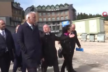 Bakan Ersoy: "Uludağ'ı eski ışıltılı günlerine geri döndüreceğiz"