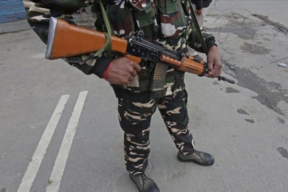 Pakistan duyurdu: ABD silahları Pakistan'da terör eylemlerinde kullanılıyor