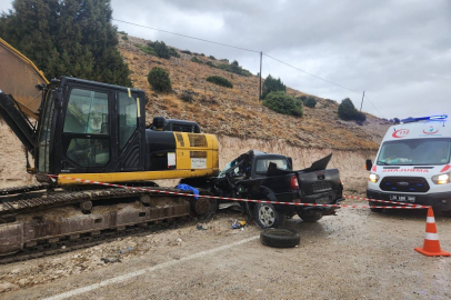 Feci kazada baba ve 8 yaşındaki kızı hayatını kaybetti