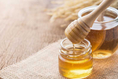 HAMİLELİKTE BAL YEMENİN BİLİNMEYEN ETKİLERİ