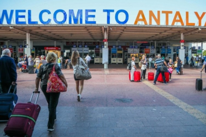 Antalya'ya en çok turist gönderen ülkeler belli oldu