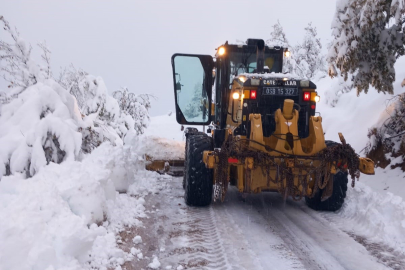 Bursa'nın o karlı yollarında mücadele başladı