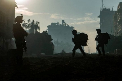 İsrail 45. günde de Gazze'yi aralıksız vurdu