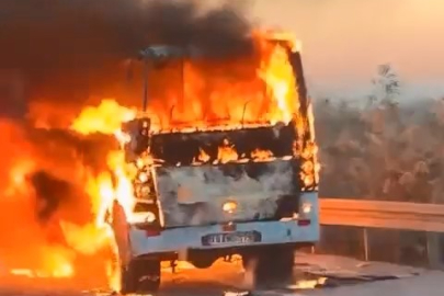 İşçi taşıyan servis aracı yandı