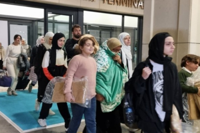 Gazze'den tahliye edilen 87 kişi İstanbul'a getirildi