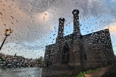 Tüm yurtta çarşambadan itibaren sıcaklıklar mevsim normallerine dönecek