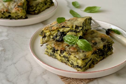 Yufkalı ıspanaklı börek